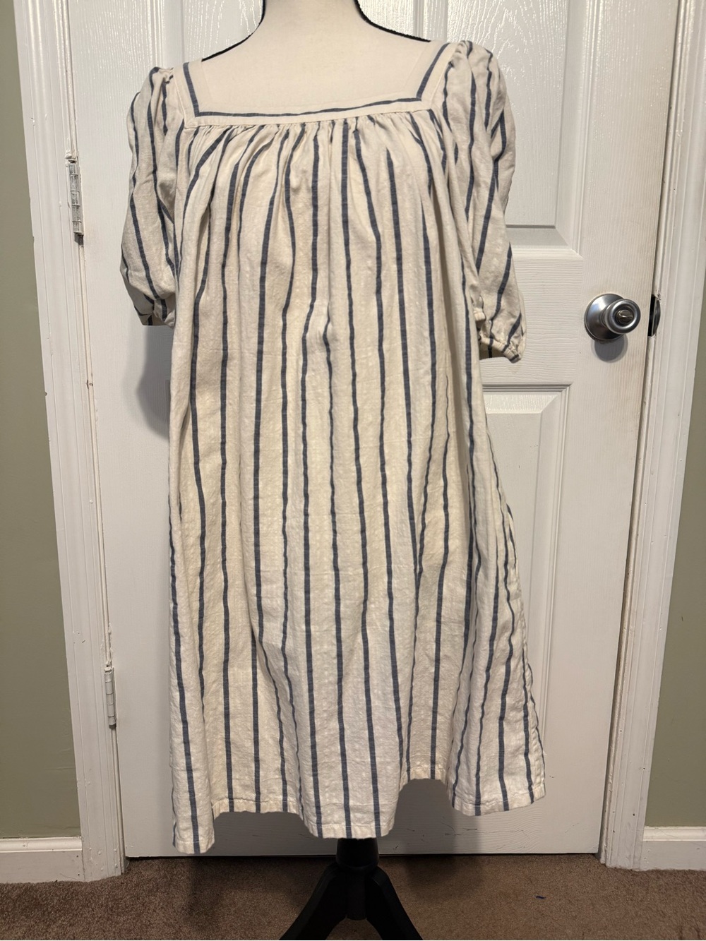 Faherty Phoenix Dress in Navy Elroy Stripes